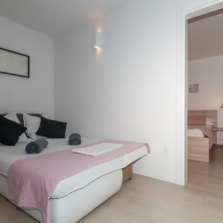 Pocco Locco Lägenhet Biograd Na Moru