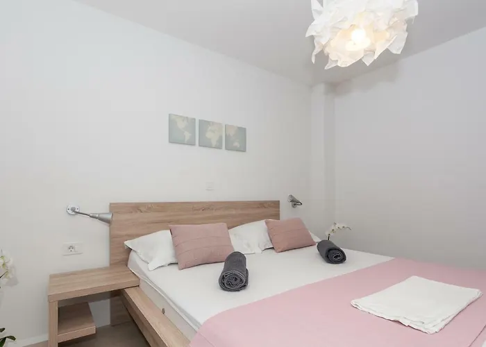 Apartment Pocco Locco *