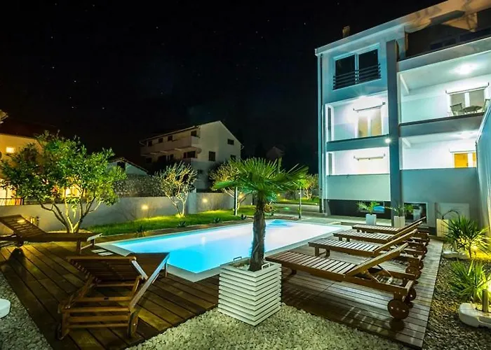 Appartement Pocco Locco Biograd Na Moru